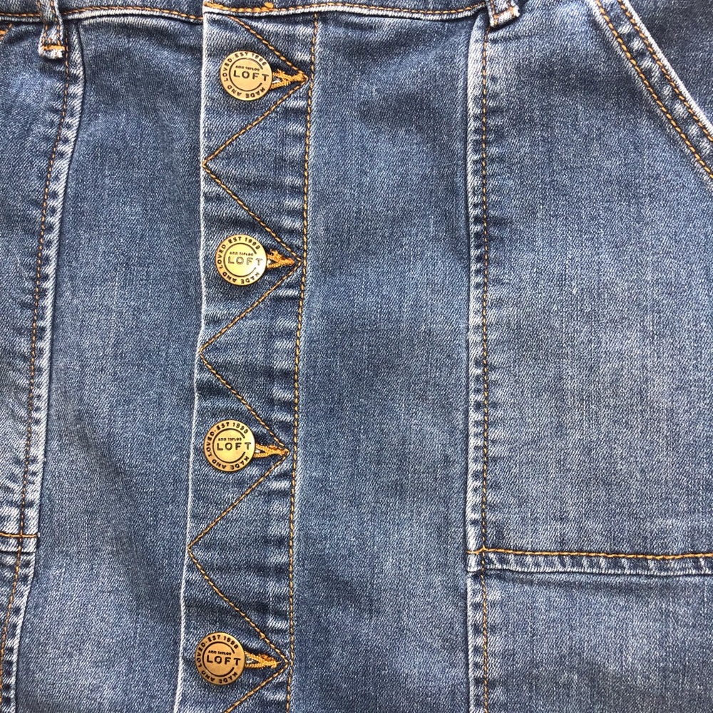 LOFT denim mini skirt - Picture 3 of 6